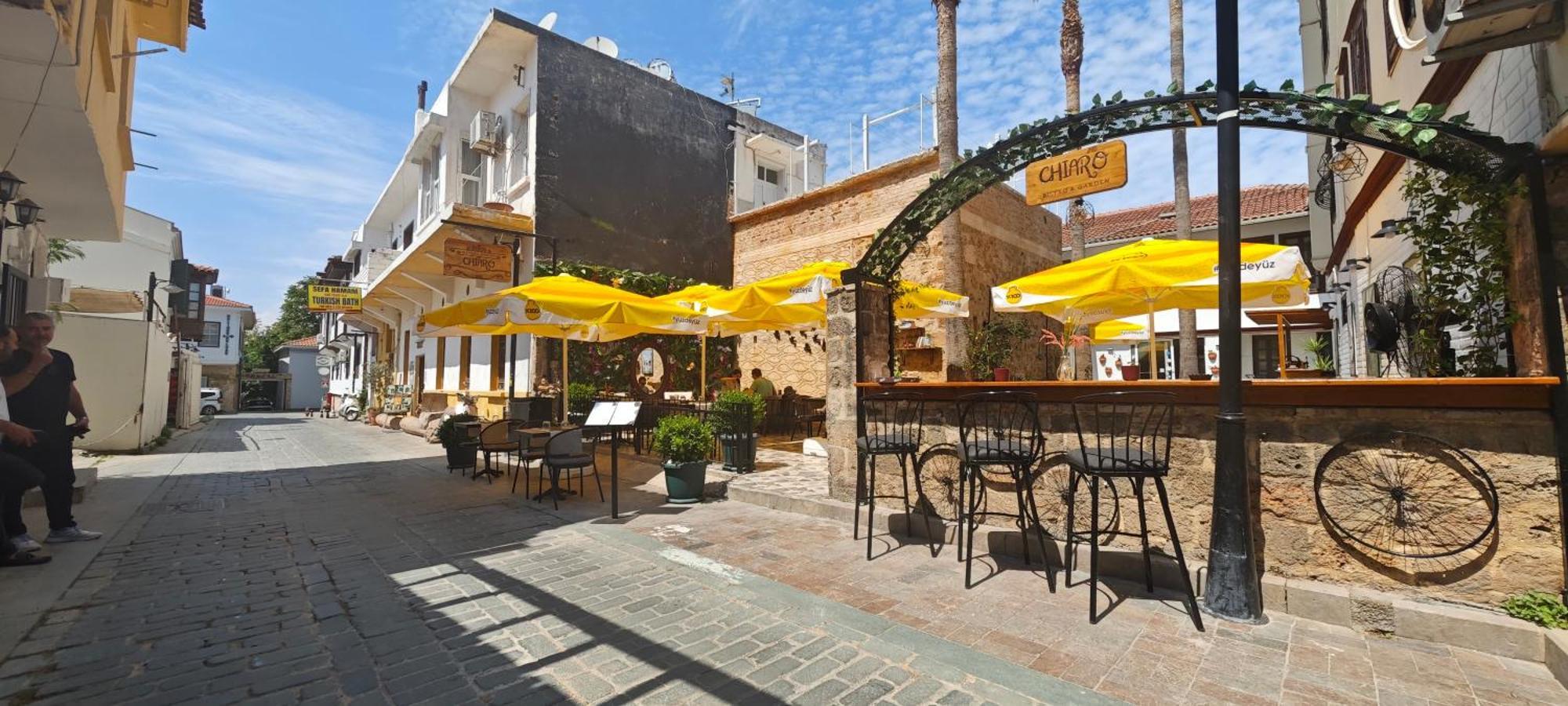 מלון Grand Erken 3*